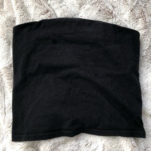 UO Strapless black shirt